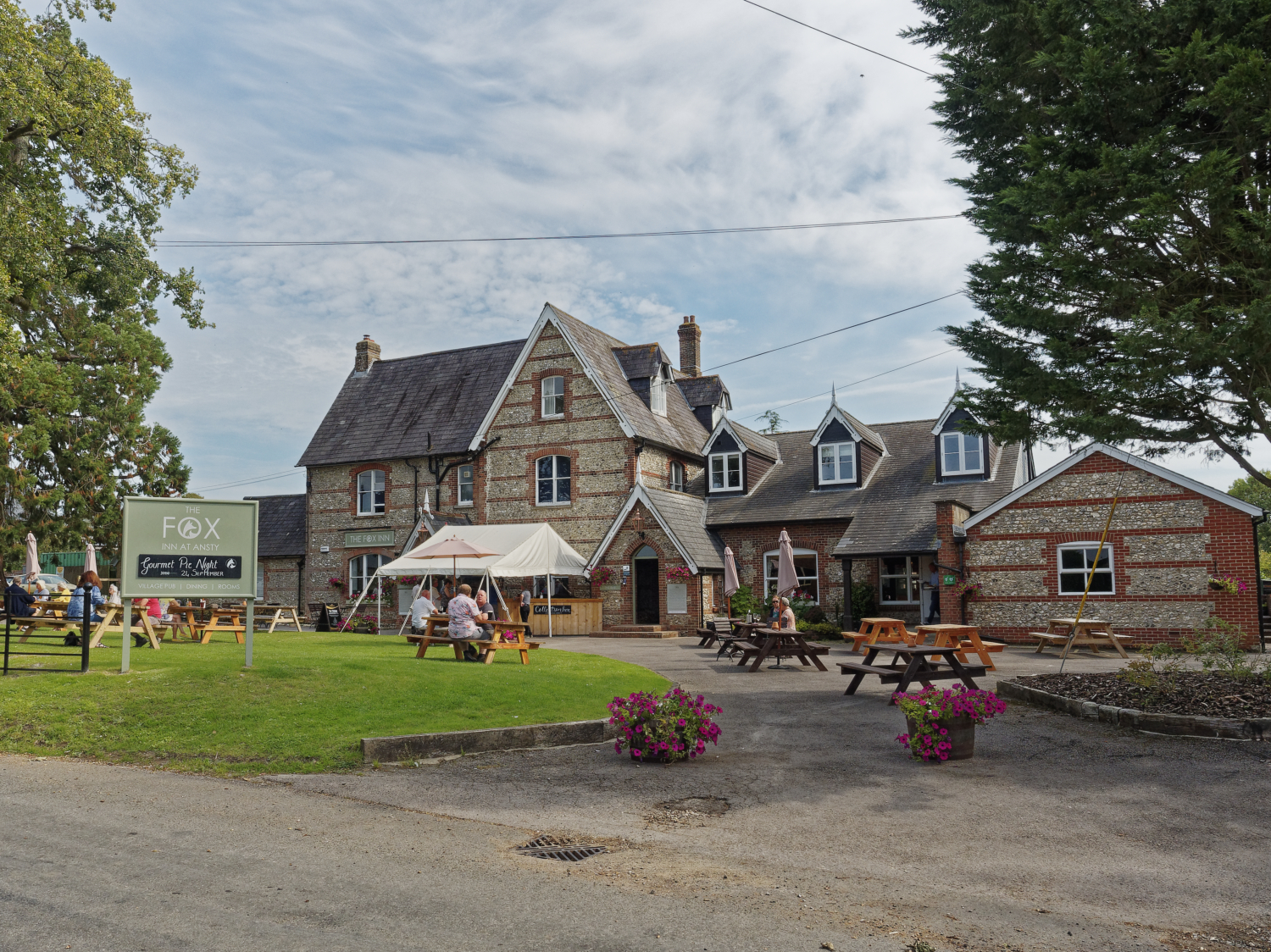Pub Restaurant Review of The Fox Inn at Ansty
